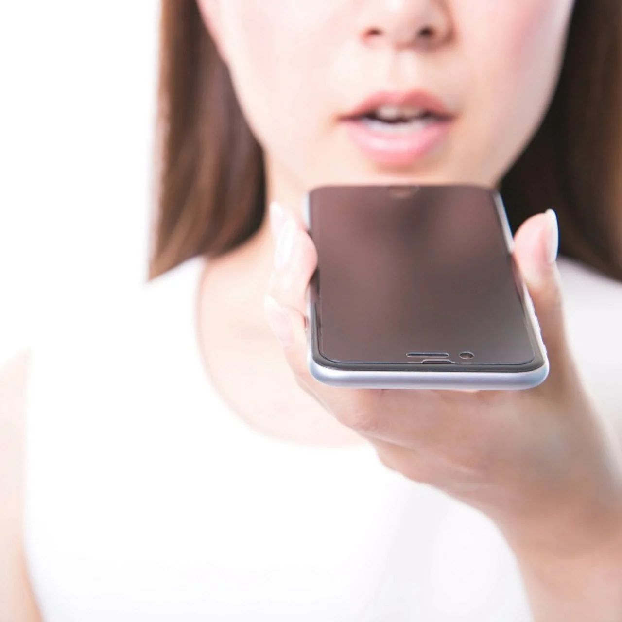 Frau am Telefon