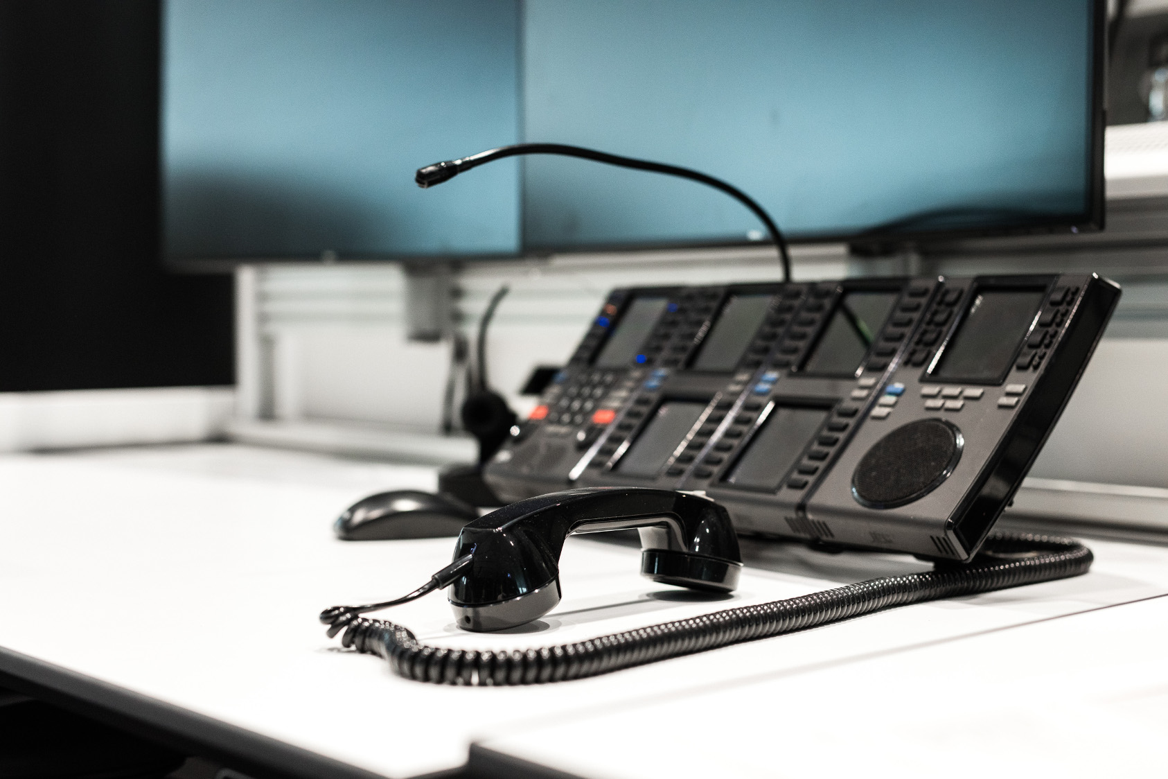Telephone system on trading floor